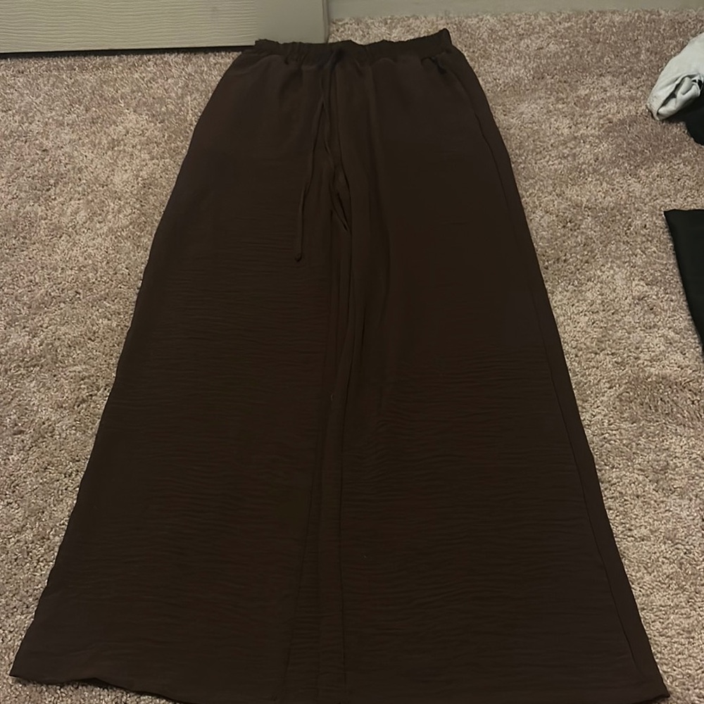Elegant Brown flowly pants
